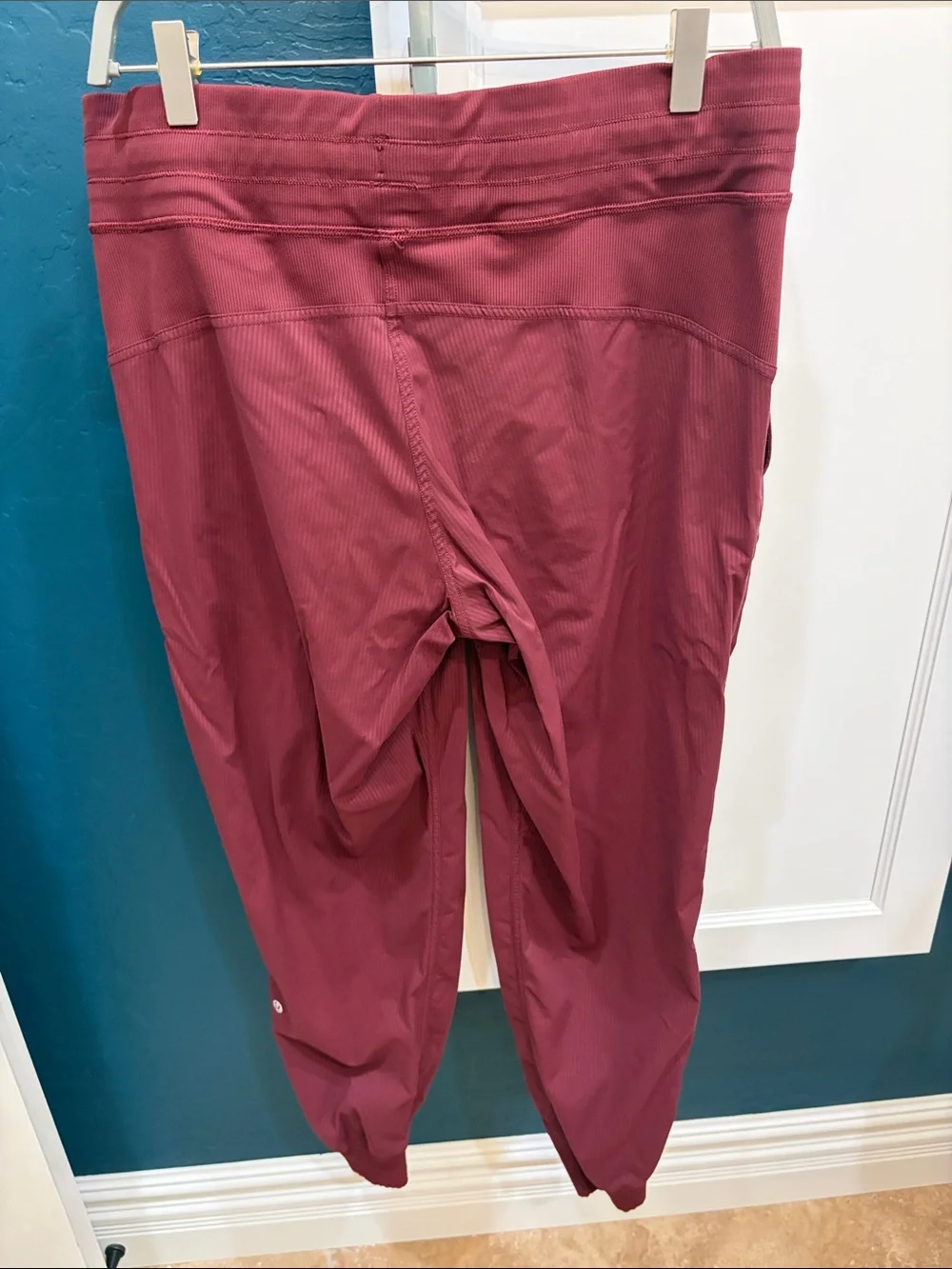 Lululemon Athletica Beyond the Studio burgundy jogger